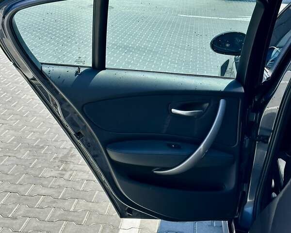 Серый БМВ 1 Серия, объемом двигателя 1.6 л и пробегом 309 тыс. км за 5200 $, фото 14 на Automoto.ua