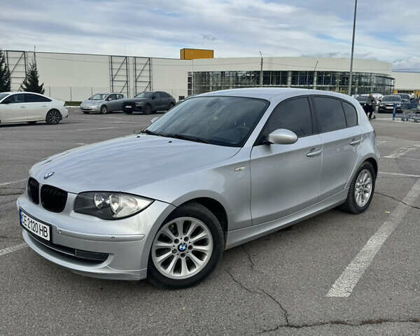 Серый БМВ 1 Серия, объемом двигателя 2 л и пробегом 195 тыс. км за 7800 $, фото 1 на Automoto.ua