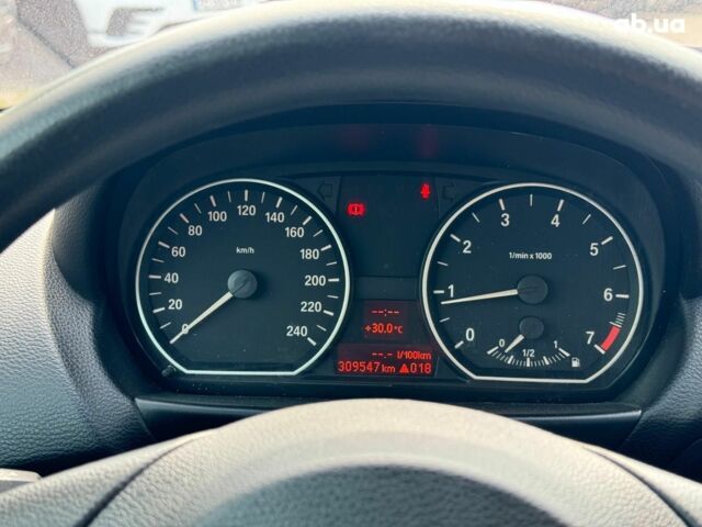 Сірий БМВ 1 Серія, об'ємом двигуна 1.6 л та пробігом 310 тис. км за 6190 $, фото 27 на Automoto.ua
