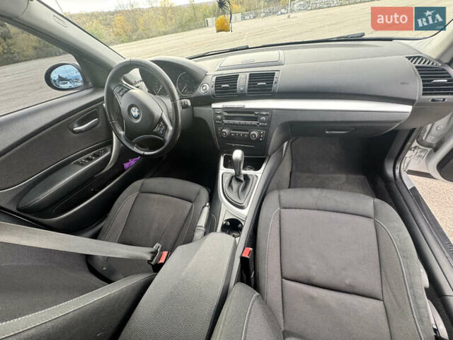 Серый БМВ 1 Серия, объемом двигателя 2 л и пробегом 195 тыс. км за 7800 $, фото 14 на Automoto.ua