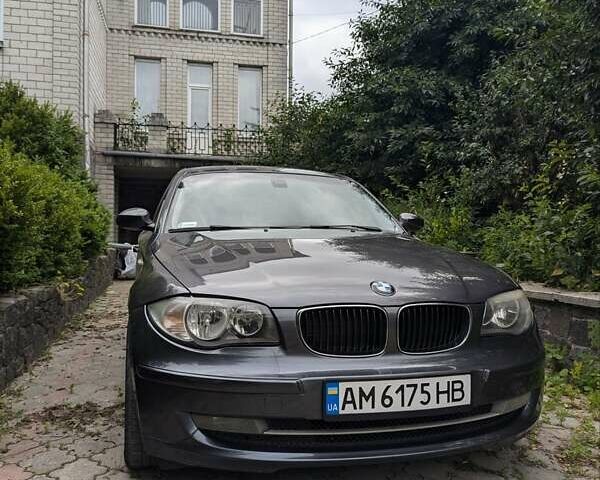 Серый БМВ 1 Серия, объемом двигателя 2 л и пробегом 280 тыс. км за 7800 $, фото 2 на Automoto.ua