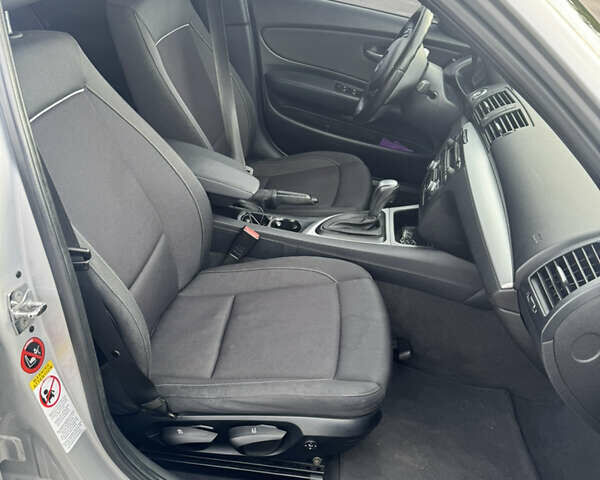 Серый БМВ 1 Серия, объемом двигателя 2 л и пробегом 195 тыс. км за 7800 $, фото 13 на Automoto.ua