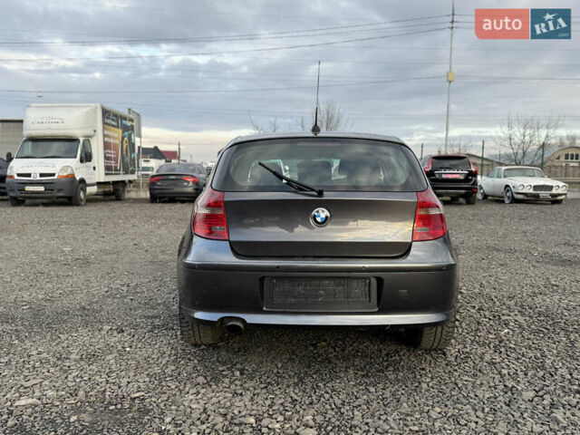 Серый БМВ 1 Серия, объемом двигателя 2 л и пробегом 280 тыс. км за 7199 $, фото 9 на Automoto.ua