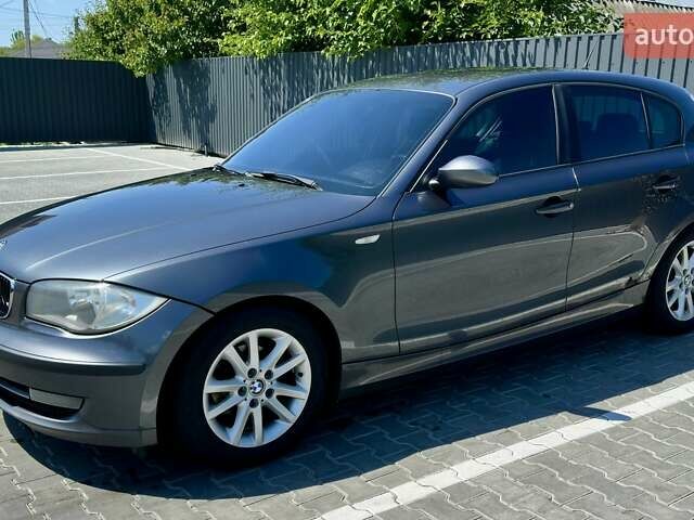 Серый БМВ 1 Серия, объемом двигателя 1.6 л и пробегом 309 тыс. км за 5200 $, фото 5 на Automoto.ua