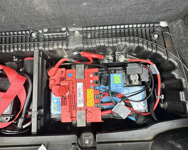 Серый БМВ 1 Серия, объемом двигателя 2 л и пробегом 195 тыс. км за 7800 $, фото 25 на Automoto.ua