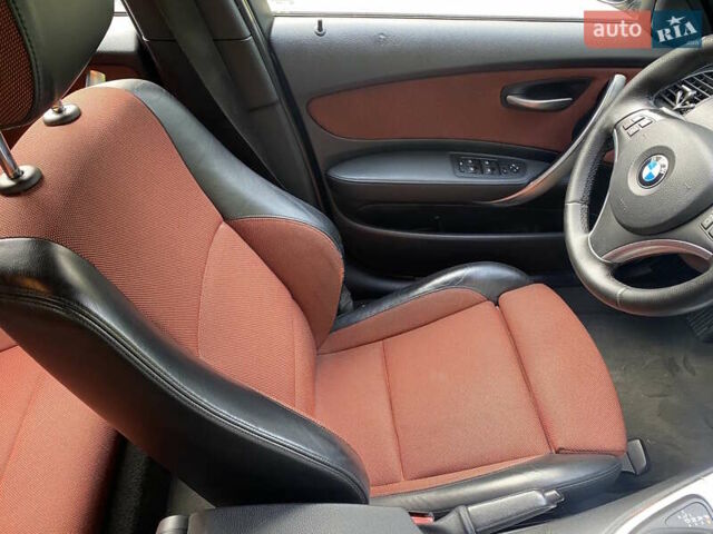 Серый БМВ 1 Серия, объемом двигателя 2 л и пробегом 220 тыс. км за 7250 $, фото 16 на Automoto.ua