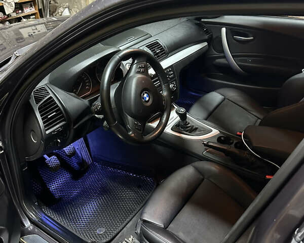 Сірий БМВ 1 Серія, об'ємом двигуна 2 л та пробігом 308 тис. км за 8300 $, фото 8 на Automoto.ua