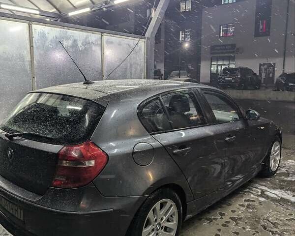 Серый БМВ 1 Серия, объемом двигателя 2 л и пробегом 280 тыс. км за 7800 $, фото 14 на Automoto.ua