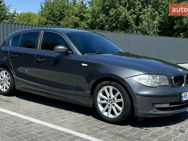 Серый БМВ 1 Серия, объемом двигателя 1.6 л и пробегом 309 тыс. км за 5200 $, фото 1 на Automoto.ua