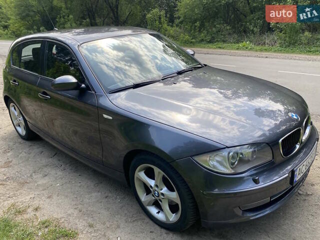 Серый БМВ 1 Серия, объемом двигателя 2 л и пробегом 220 тыс. км за 7250 $, фото 6 на Automoto.ua