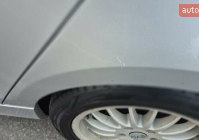 Серый БМВ 1 Серия, объемом двигателя 2 л и пробегом 278 тыс. км за 6500 $, фото 23 на Automoto.ua