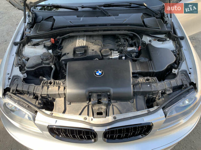Серый БМВ 1 Серия, объемом двигателя 2 л и пробегом 148 тыс. км за 8500 $, фото 36 на Automoto.ua
