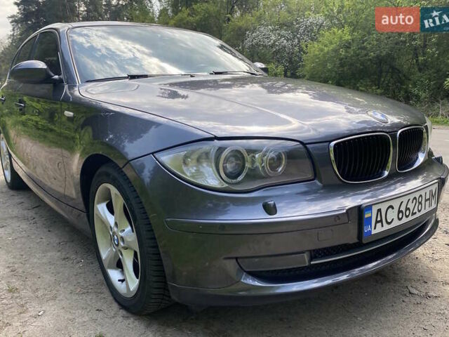 Серый БМВ 1 Серия, объемом двигателя 2 л и пробегом 220 тыс. км за 7250 $, фото 7 на Automoto.ua