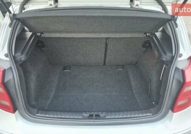 Серый БМВ 1 Серия, объемом двигателя 2 л и пробегом 278 тыс. км за 6500 $, фото 16 на Automoto.ua