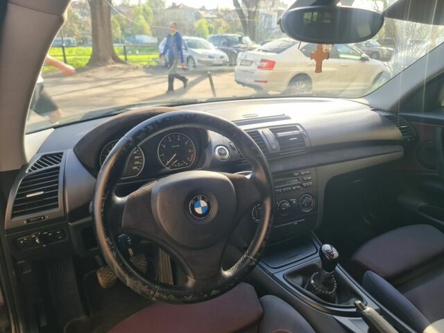 Сірий БМВ 1 Серія, об'ємом двигуна 2 л та пробігом 319 тис. км за 5900 $, фото 6 на Automoto.ua