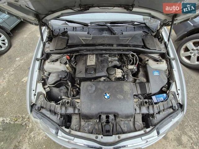Серый БМВ 1 Серия, объемом двигателя 2 л и пробегом 194 тыс. км за 7000 $, фото 3 на Automoto.ua