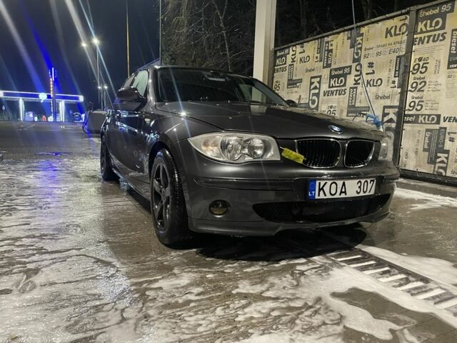 Серый БМВ 1 Серия, объемом двигателя 1.6 л и пробегом 190 тыс. км за 3500 $, фото 4 на Automoto.ua