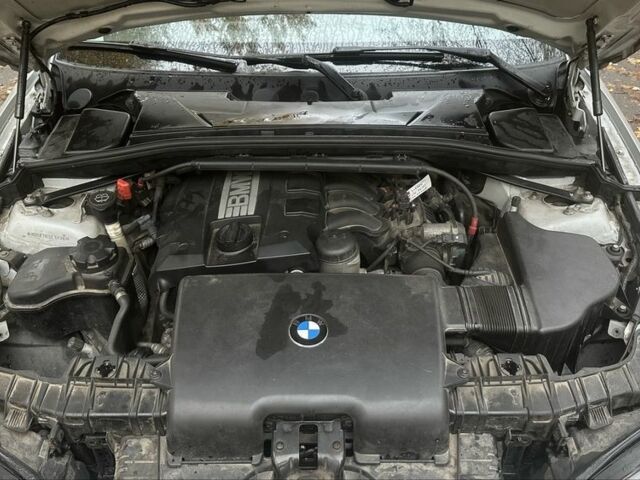 Серый БМВ 1 Серия, объемом двигателя 1.6 л и пробегом 270 тыс. км за 6700 $, фото 13 на Automoto.ua