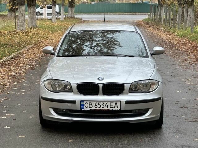 Серый БМВ 1 Серия, объемом двигателя 1.6 л и пробегом 270 тыс. км за 6700 $, фото 2 на Automoto.ua