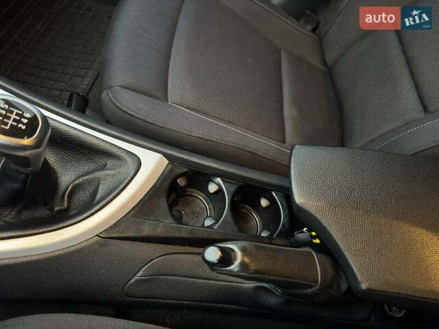 Сірий БМВ 1 Серія, об'ємом двигуна 1.6 л та пробігом 480 тис. км за 4750 $, фото 48 на Automoto.ua