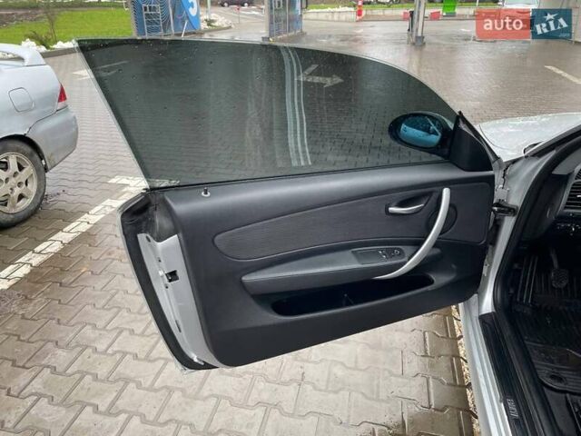 Сірий БМВ 1 Серія, об'ємом двигуна 2 л та пробігом 281 тис. км за 6000 $, фото 21 на Automoto.ua