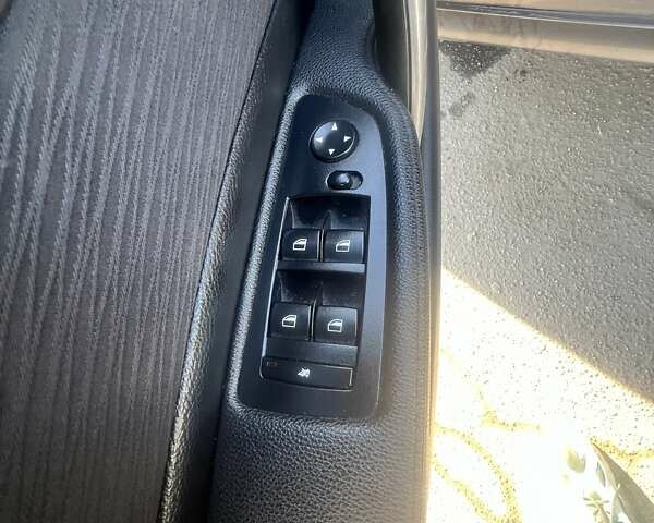 Сірий БМВ 1 Серія, об'ємом двигуна 2 л та пробігом 267 тис. км за 6000 $, фото 17 на Automoto.ua