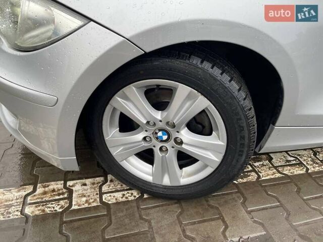 Сірий БМВ 1 Серія, об'ємом двигуна 2 л та пробігом 281 тис. км за 6000 $, фото 5 на Automoto.ua