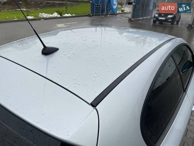 Сірий БМВ 1 Серія, об'ємом двигуна 2 л та пробігом 281 тис. км за 6000 $, фото 2 на Automoto.ua