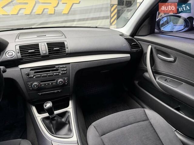 Серый БМВ 1 Серия, объемом двигателя 1.6 л и пробегом 270 тыс. км за 5500 $, фото 23 на Automoto.ua