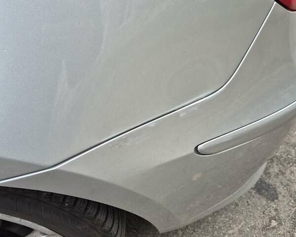 Серый БМВ 1 Серия, объемом двигателя 2 л и пробегом 194 тыс. км за 7000 $, фото 5 на Automoto.ua