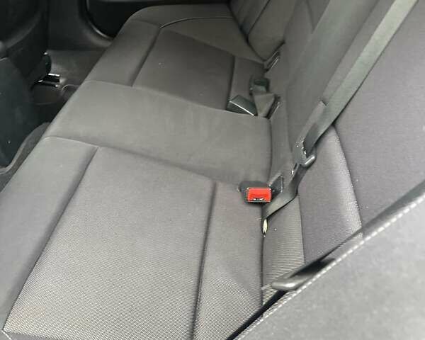 Серый БМВ 1 Серия, объемом двигателя 2 л и пробегом 259 тыс. км за 6800 $, фото 6 на Automoto.ua