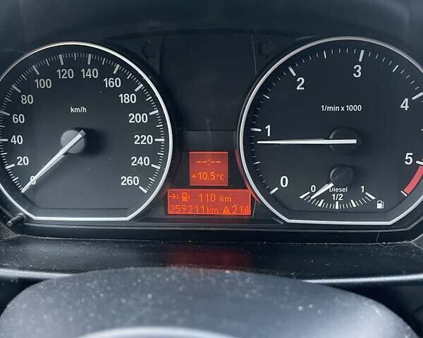 Серый БМВ 1 Серия, объемом двигателя 2 л и пробегом 259 тыс. км за 6800 $, фото 4 на Automoto.ua