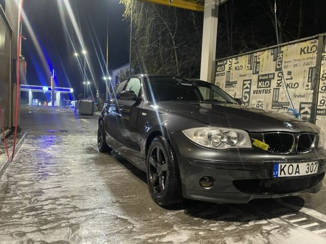 Серый БМВ 1 Серия, объемом двигателя 1.6 л и пробегом 190 тыс. км за 3500 $, фото 3 на Automoto.ua