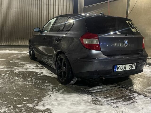 Серый БМВ 1 Серия, объемом двигателя 1.6 л и пробегом 190 тыс. км за 3500 $, фото 6 на Automoto.ua