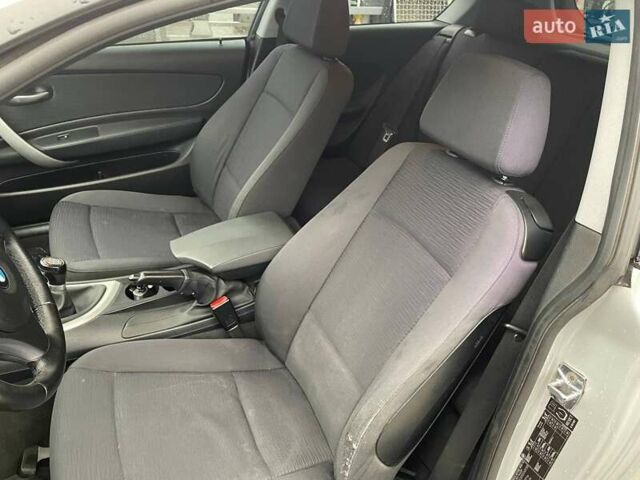 Сірий БМВ 1 Серія, об'ємом двигуна 2 л та пробігом 281 тис. км за 6000 $, фото 20 на Automoto.ua