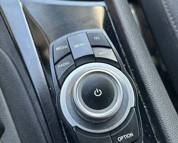 Сірий БМВ 1 Серія, об'ємом двигуна 2 л та пробігом 273 тис. км за 8300 $, фото 9 на Automoto.ua