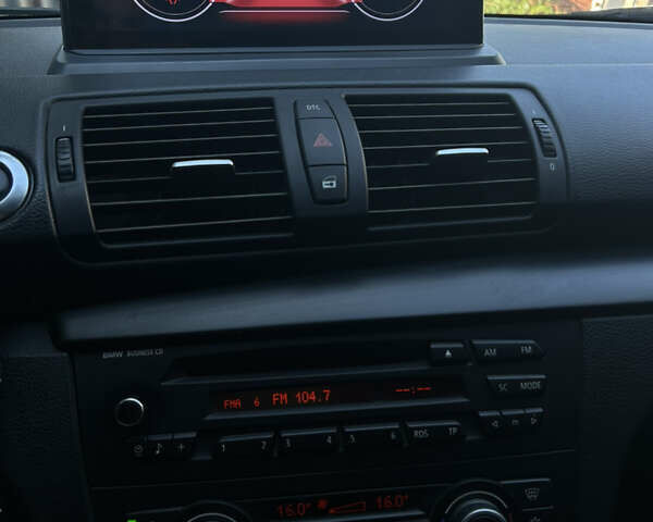 Сірий БМВ 1 Серія, об'ємом двигуна 2 л та пробігом 273 тис. км за 8300 $, фото 8 на Automoto.ua