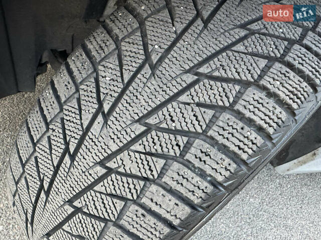 Серый БМВ 1 Серия, объемом двигателя 2 л и пробегом 220 тыс. км за 7400 $, фото 44 на Automoto.ua