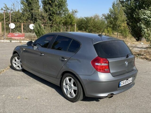 Сірий БМВ 1 Серія, об'ємом двигуна 2 л та пробігом 162 тис. км за 6300 $, фото 1 на Automoto.ua