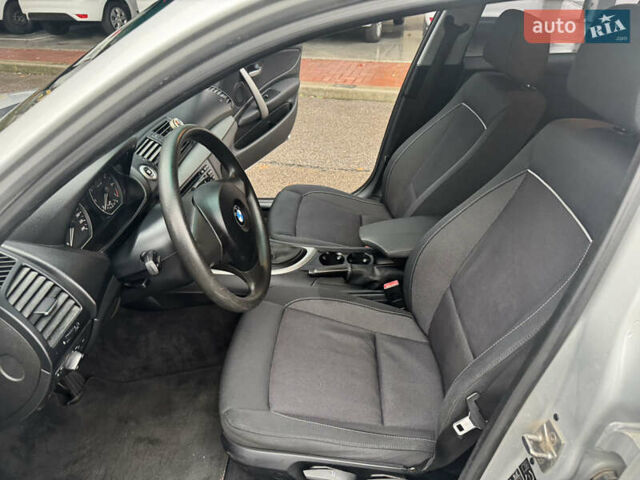 Серый БМВ 1 Серия, объемом двигателя 2 л и пробегом 200 тыс. км за 7550 $, фото 54 на Automoto.ua