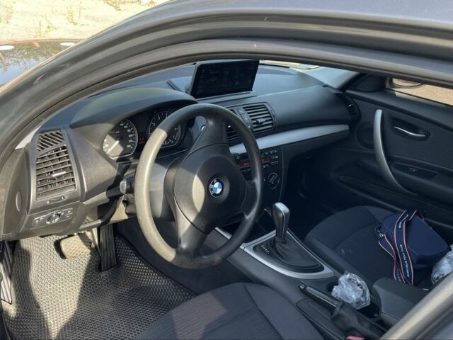 Сірий БМВ 1 Серія, об'ємом двигуна 2 л та пробігом 162 тис. км за 6300 $, фото 2 на Automoto.ua