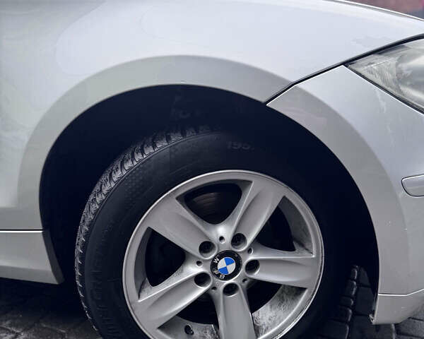 Серый БМВ 1 Серия, объемом двигателя 2 л и пробегом 220 тыс. км за 8500 $, фото 7 на Automoto.ua