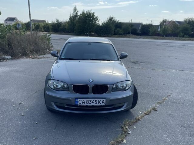 Сірий БМВ 1 Серія, об'ємом двигуна 2 л та пробігом 162 тис. км за 6300 $, фото 3 на Automoto.ua