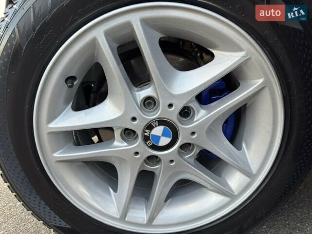 Серый БМВ 1 Серия, объемом двигателя 2 л и пробегом 220 тыс. км за 7400 $, фото 45 на Automoto.ua