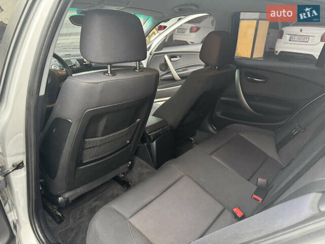 Серый БМВ 1 Серия, объемом двигателя 2 л и пробегом 200 тыс. км за 7550 $, фото 60 на Automoto.ua