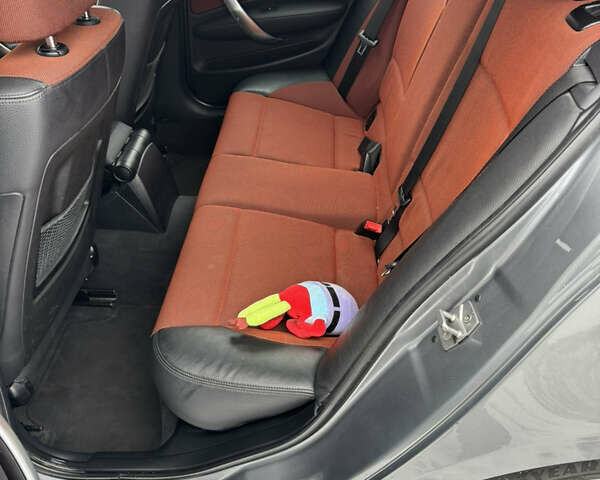 Серый БМВ 1 Серия, объемом двигателя 2 л и пробегом 335 тыс. км за 8800 $, фото 39 на Automoto.ua