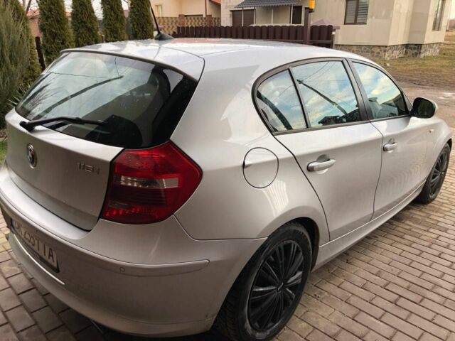 Серый БМВ 1 Серия, объемом двигателя 2 л и пробегом 230 тыс. км за 7000 $, фото 7 на Automoto.ua