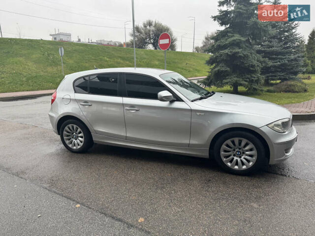 Серый БМВ 1 Серия, объемом двигателя 2 л и пробегом 200 тыс. км за 7550 $, фото 15 на Automoto.ua