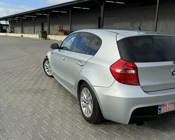 Серый БМВ 1 Серия, объемом двигателя 2 л и пробегом 180 тыс. км за 9500 $, фото 6 на Automoto.ua