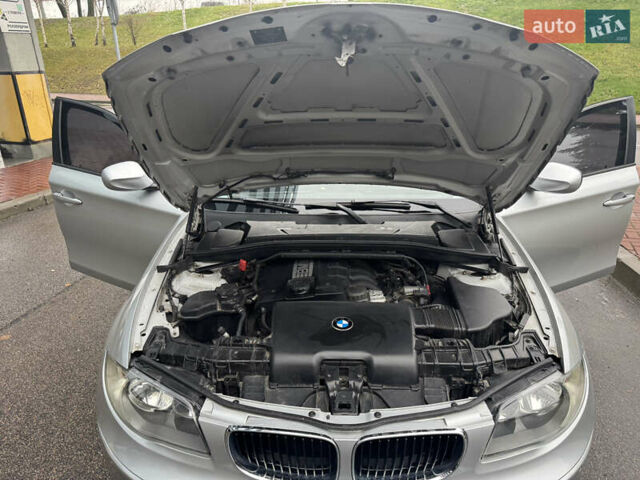 Серый БМВ 1 Серия, объемом двигателя 2 л и пробегом 200 тыс. км за 7550 $, фото 52 на Automoto.ua